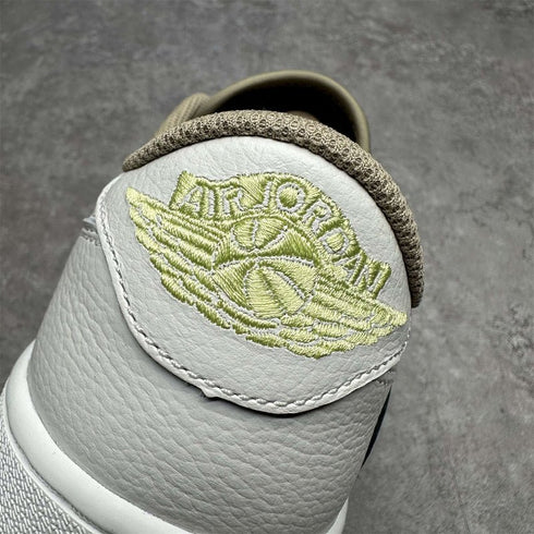 AIR JORDAN - Air Jordan 1 Low Golf "Travis Scott" - Hanorio