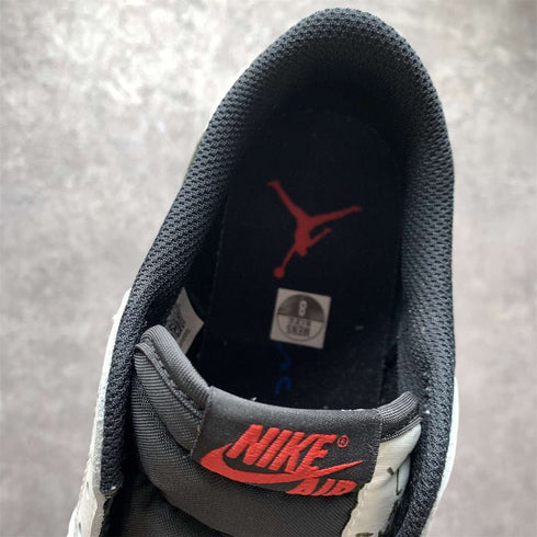 AIR JORDAN - AIR JORDAN 1 LOW OG WMNS "Travis Scott - Olive" - Hanorio