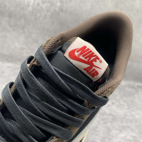 AIR JORDAN - Air Jordan 1 Low "Travis Scott" - Hanorio