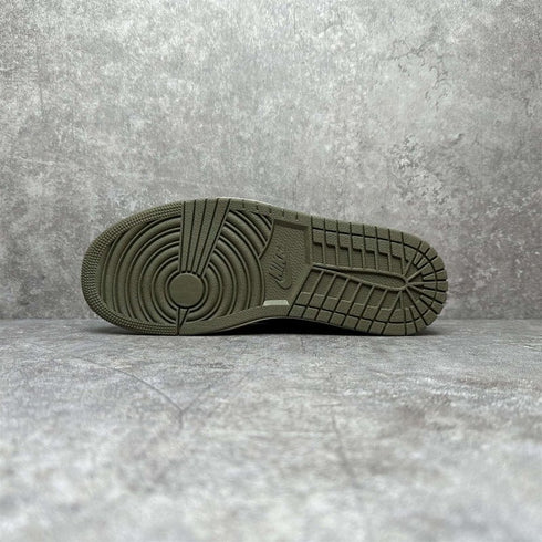 AIR JORDAN - Air Jordan 1 "Travis Scott - Medium Olive" - Hanorio