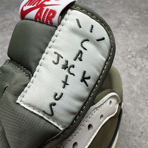 AIR JORDAN - Air Jordan 1 "Travis Scott - Medium Olive" - Hanorio