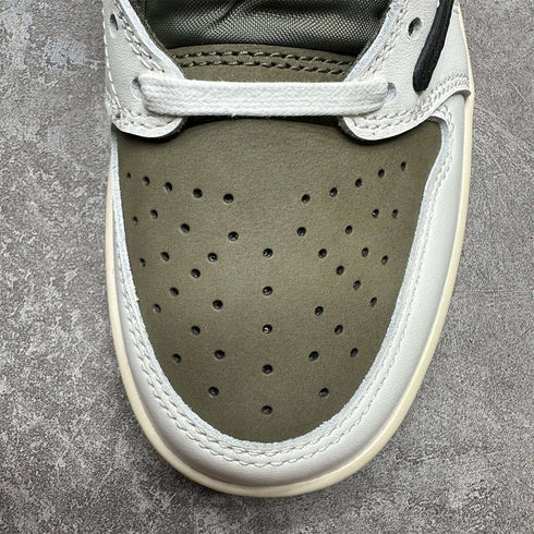 AIR JORDAN - Air Jordan 1 "Travis Scott - Medium Olive" - Hanorio