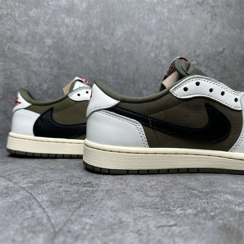 AIR JORDAN - Air Jordan 1 "Travis Scott - Medium Olive" - Hanorio