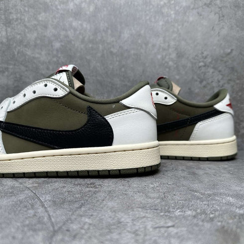 AIR JORDAN - Air Jordan 1 "Travis Scott - Medium Olive" - Hanorio