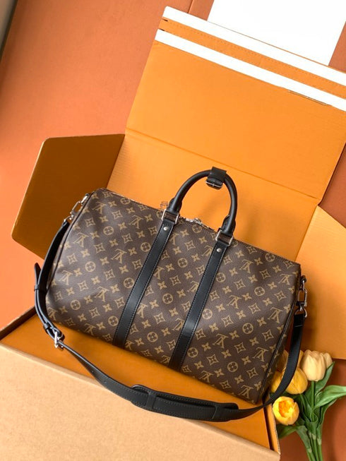 Sac Louis Vuitton Keepall Bandoulière 45 – Monogram Macassar
