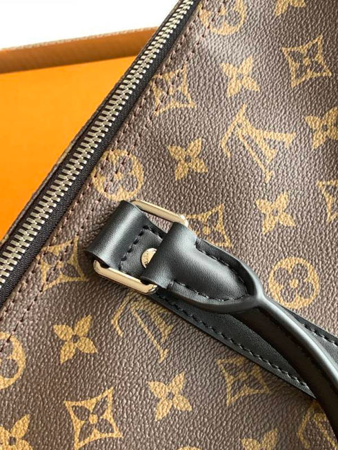 Sac Louis Vuitton Keepall Bandoulière 45 – Monogram Macassar