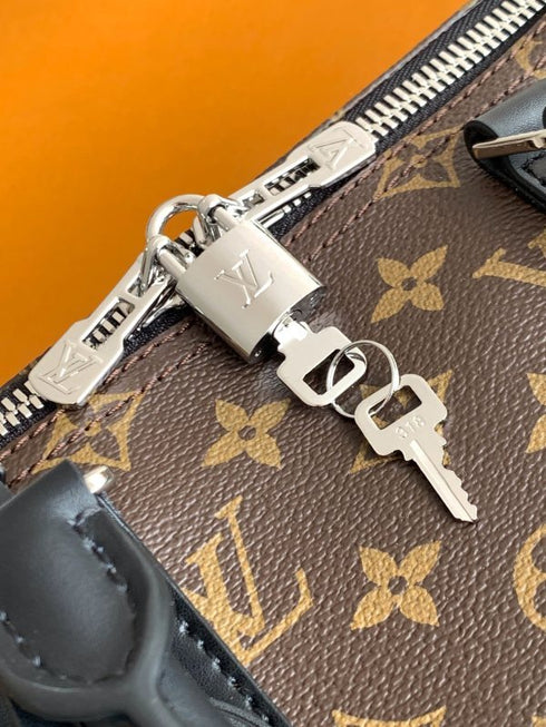 Sac Louis Vuitton Keepall Bandoulière 45 – Monogram Macassar