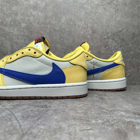 AIR JORDAN - JORDAN 1 RETRO LOW OG WMNS "TRAVIS SCOTT - CANARY" - Hanorio