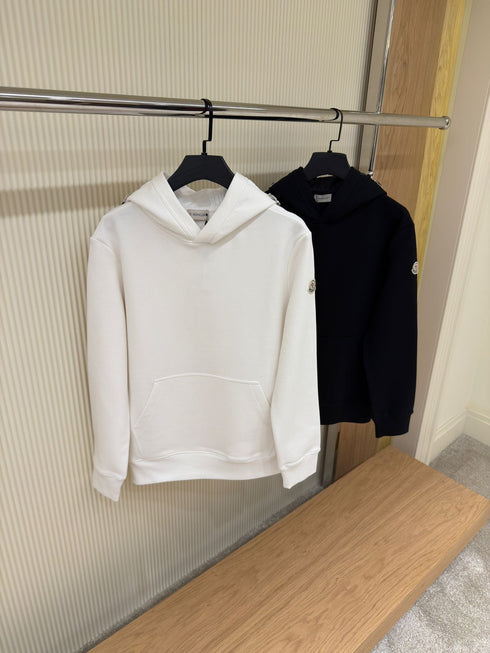 MONCLER - Moncler Sweat Noir à Capuche Réglable en Coton - Hanorio