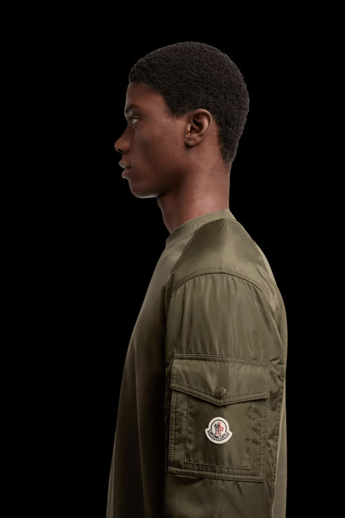 MONCLER - Moncler Sweat Vert en Coton Mélangé - Hanorio