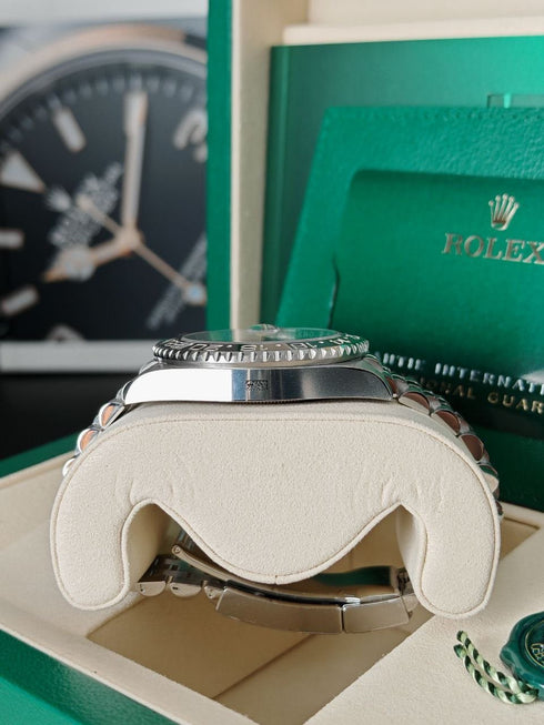 ROLEX - Rolex GMT Master II Bruce Wayne Jubilee - Hanorio