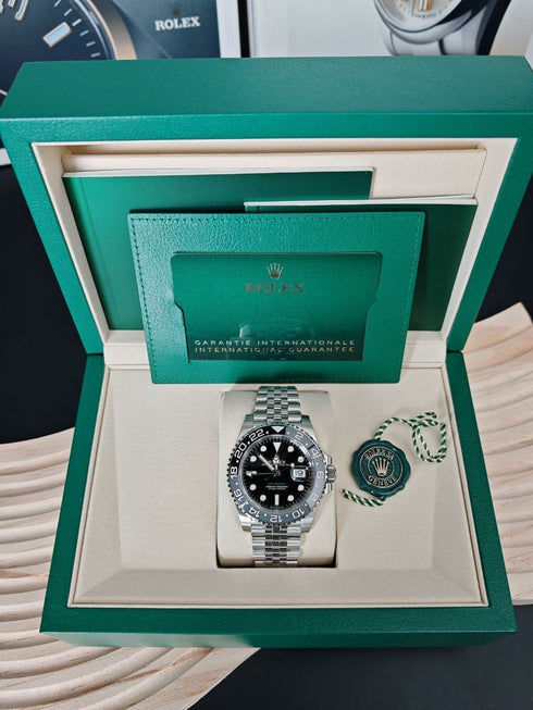 ROLEX - Rolex GMT Master II Bruce Wayne Jubilee - Hanorio