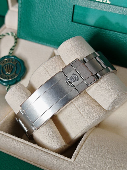 ROLEX - Rolex Submariner Black Date 40mm - Hanorio