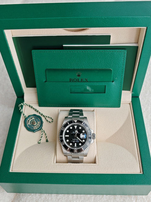 ROLEX - Rolex Submariner Black Date 40mm - Hanorio