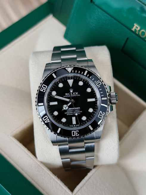 ROLEX - Rolex Submariner Black No - Date 41mm - Hanorio