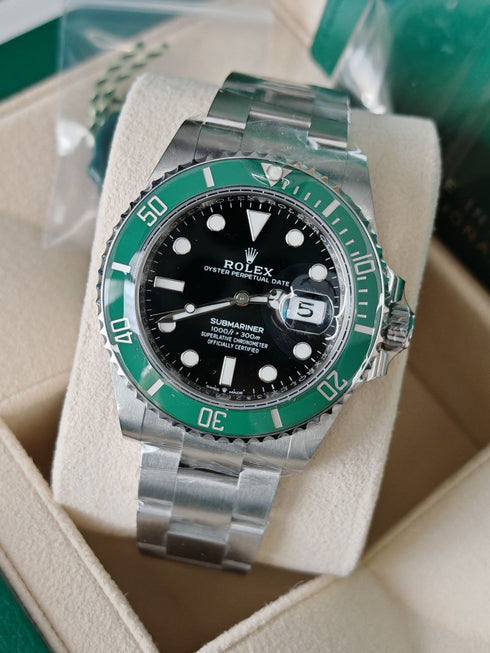 ROLEX - Rolex Submariner "Starbucks" Date Green - Hanorio