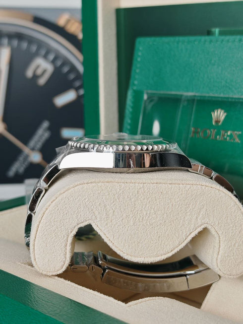 ROLEX - Rolex Submariner "Starbucks" Date Green - Hanorio