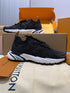 LOUIS V. - Sneaker LV Runner Tatic Black/white - Hanorio